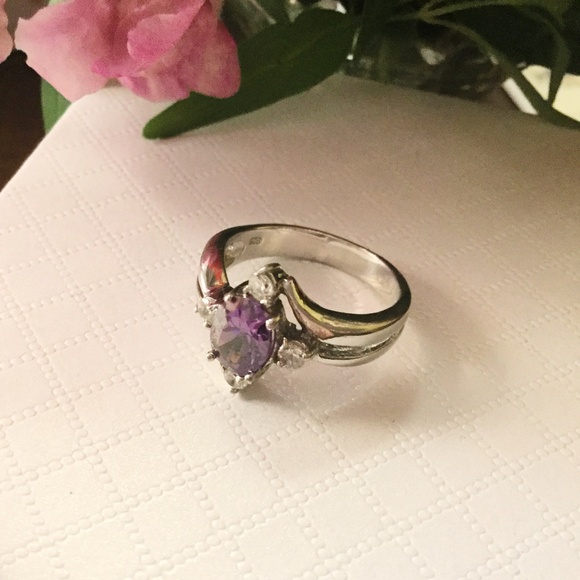 Genuine Amethyst and Cubic Zirconia 925 sterling silver ring – size 7 - Picture 1 of 4